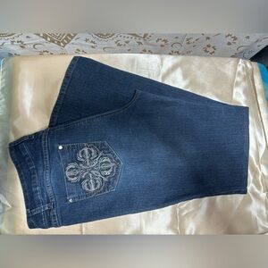 Embroidered Pocket Womens bootcut stretch jeans